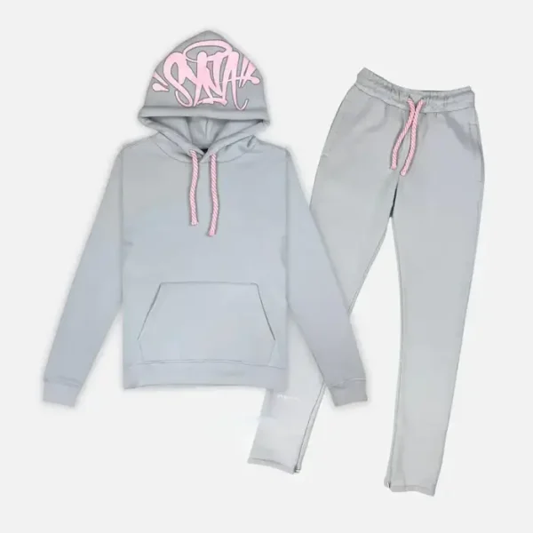 Syna World Hoodie: From Casual to Chic in Seconds